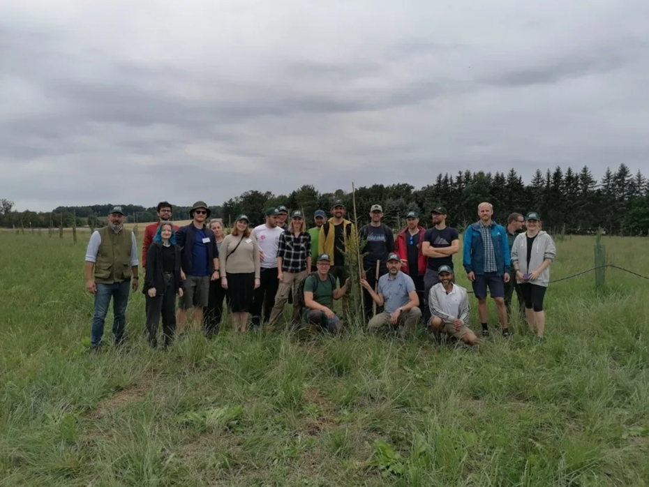 modeling assisted migration to adapt forests to climate change